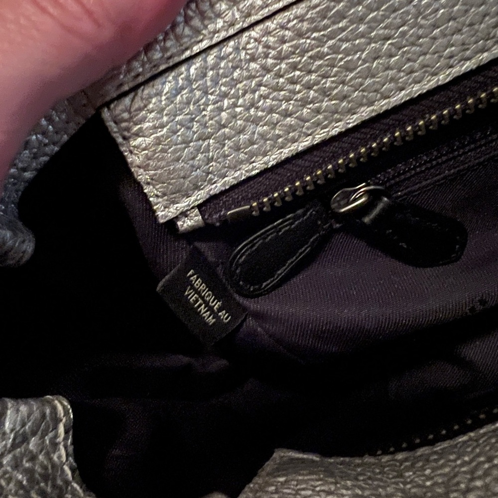 Coach silver Swagger 21 in pebbled leather. Dust bag included. - Picture 7 of 10